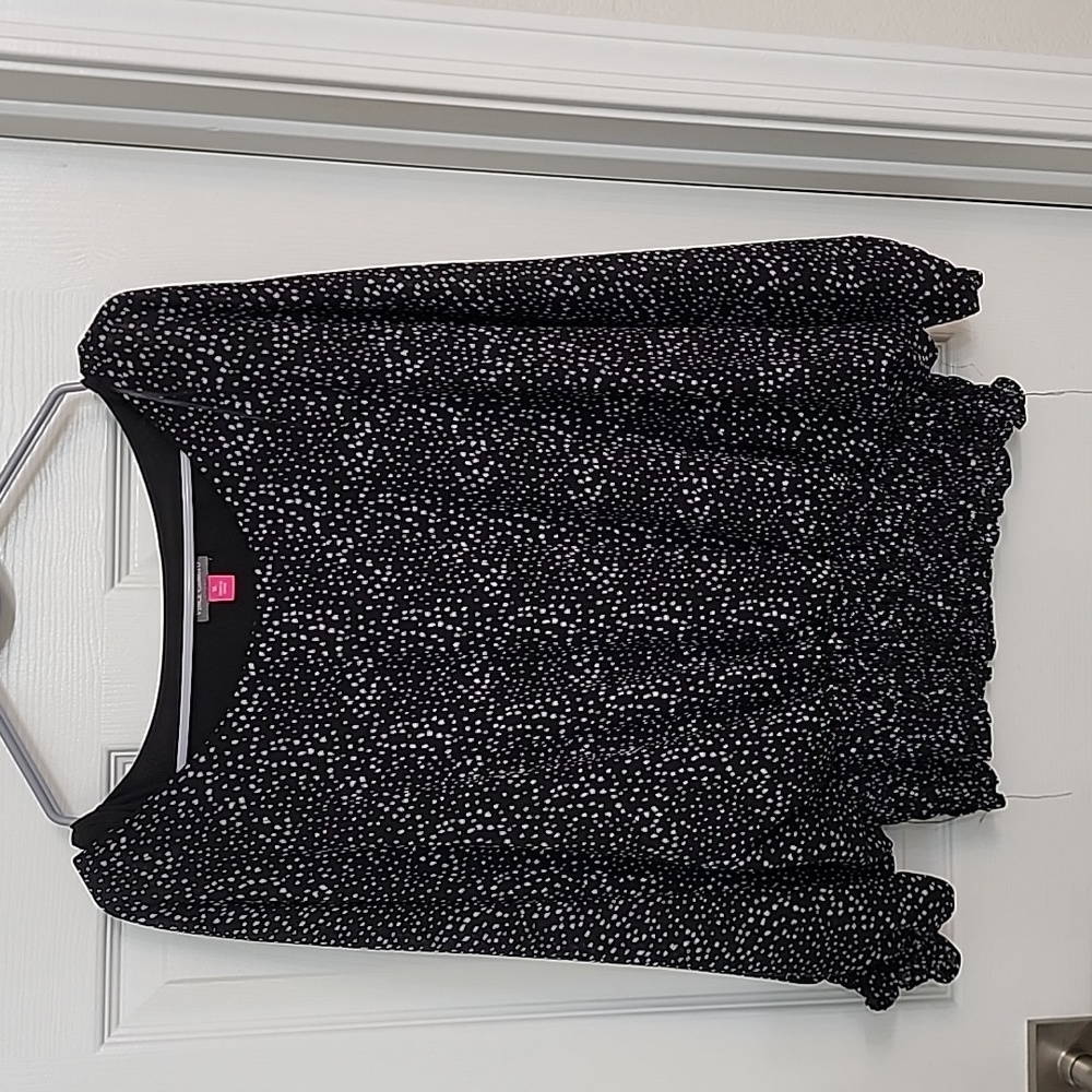Beautiful Vince Camuto  Blouse